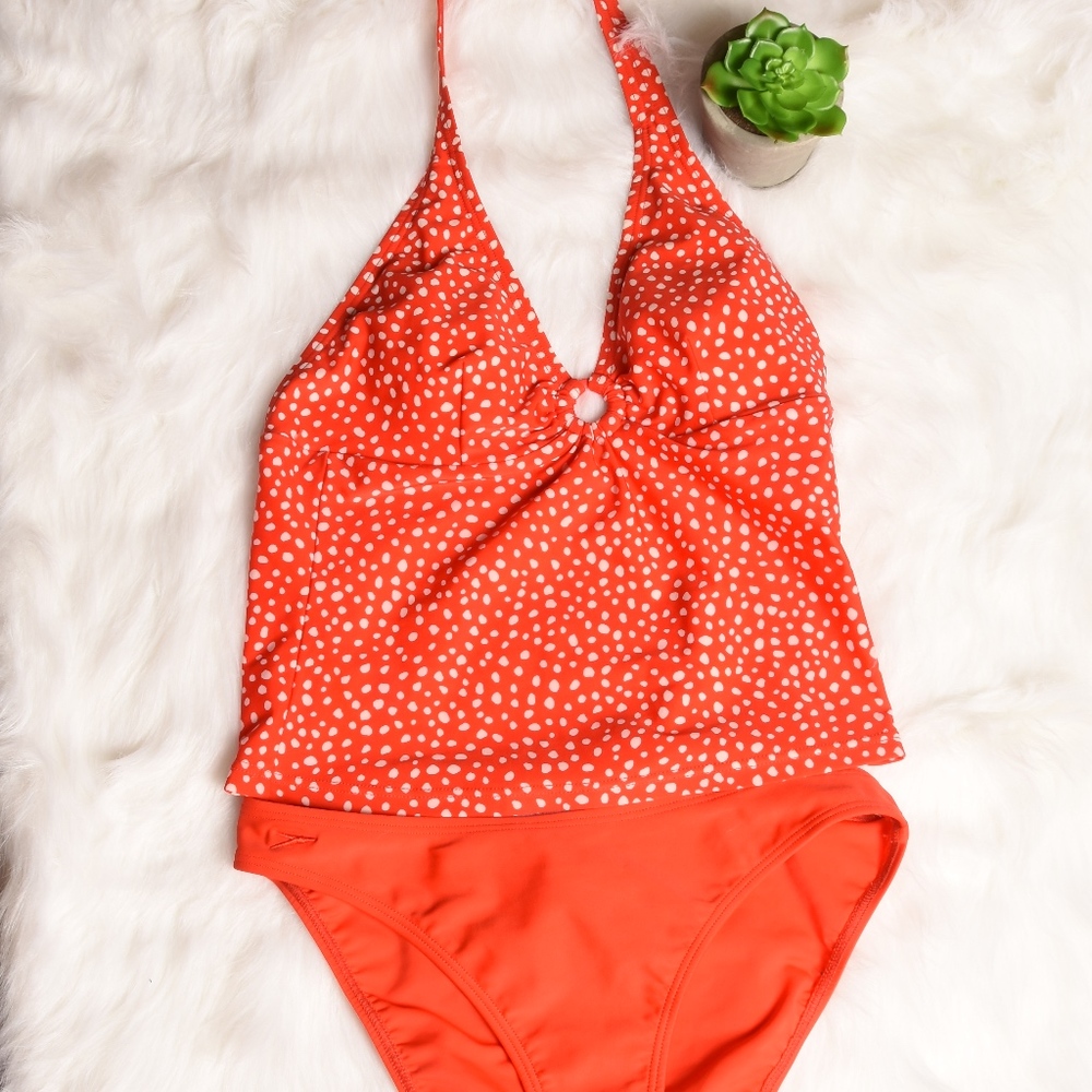 Speedo 2 Piece Tankini red pok-a-dot set, size 8